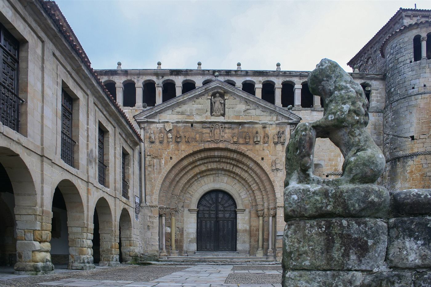 La colegiata de Santa Juliana, en Santillana del Mar.