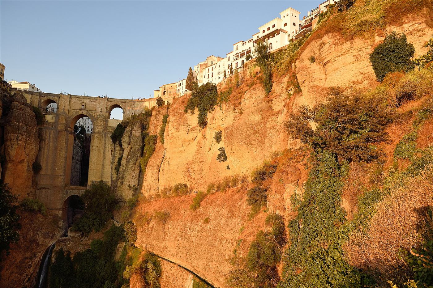 El Puente Nuevo de Ronda desde abajo