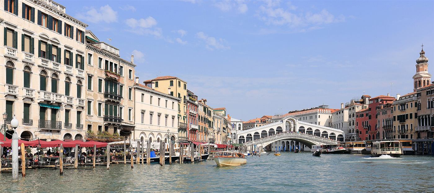 El Gran Canal de Venecia y el puente de Rialto